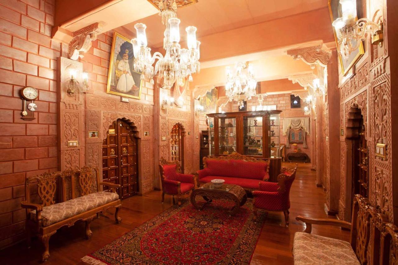 Stayvista At Pink Palace Rajasthani Decor 乌提 外观 照片