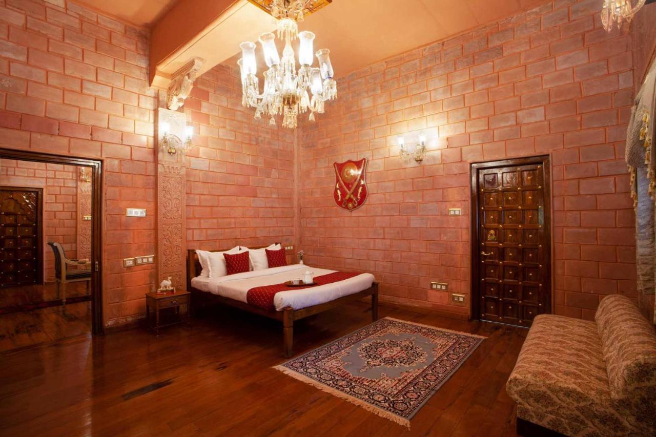 Stayvista At Pink Palace Rajasthani Decor 乌提 外观 照片