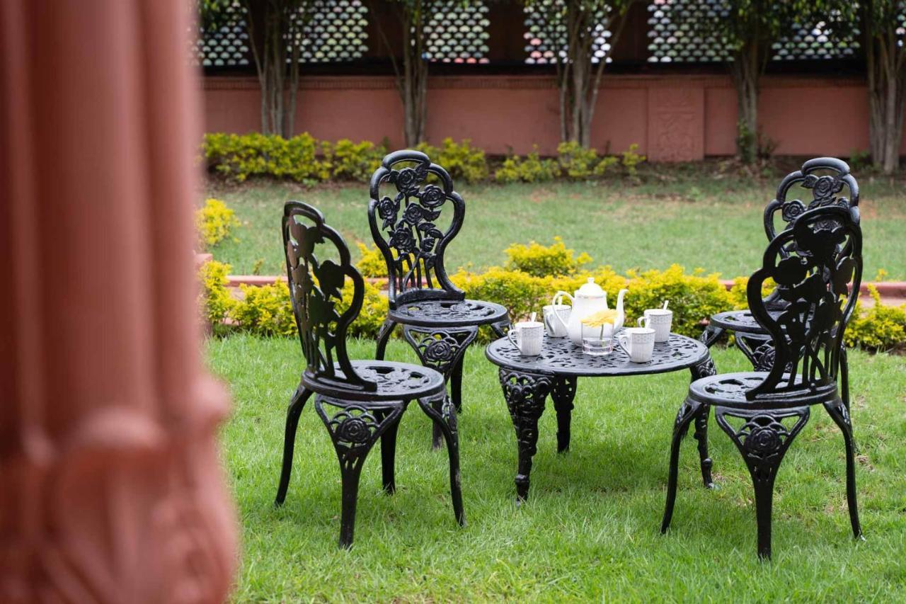 Stayvista At Pink Palace Rajasthani Decor 乌提 外观 照片