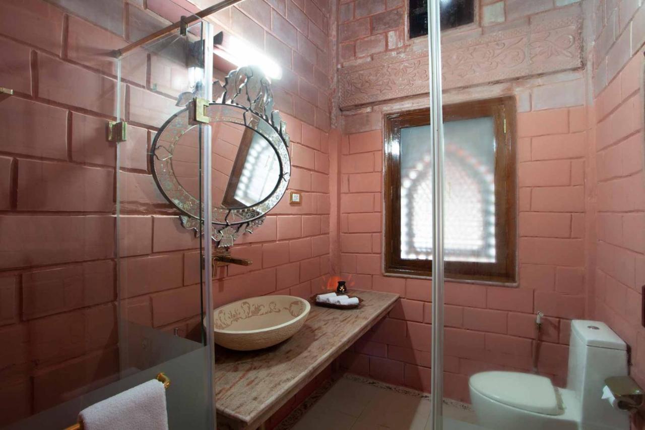 Stayvista At Pink Palace Rajasthani Decor 乌提 外观 照片